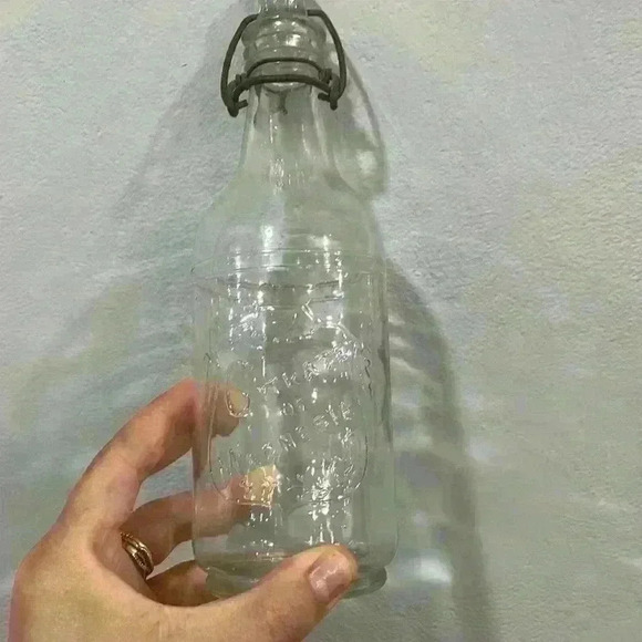 Vintage Citrate of Magnesia bottle - Picture 1 of 5